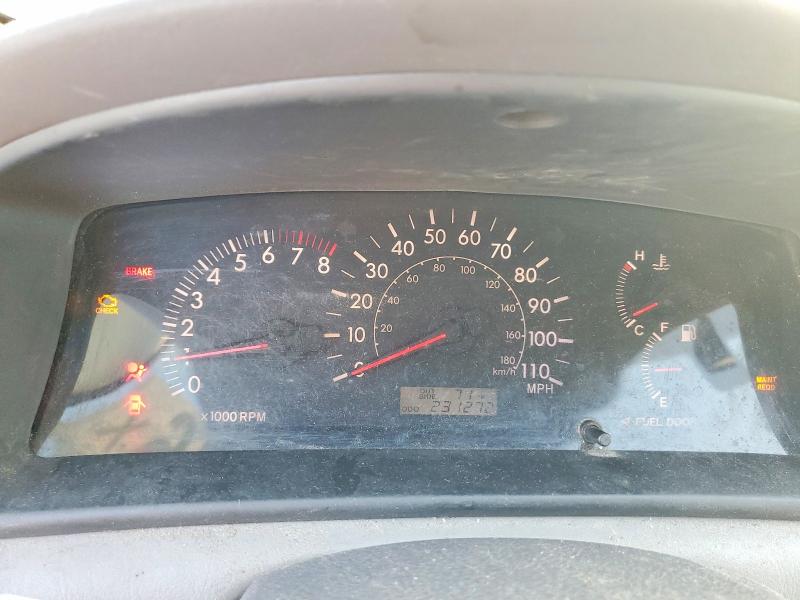 69791046 :رقم المزاد ، 2T1BR30E75C455937 vin ، 2005 Toyota Corolla مزاد بيع
