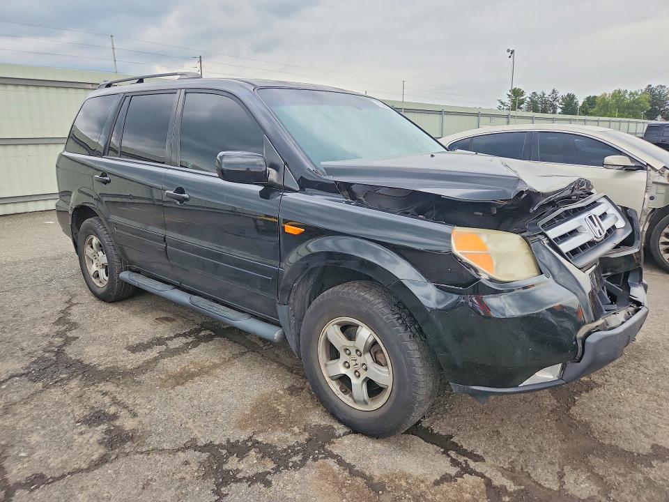 Продажа на аукционе авто 2007 Honda Pilot, vin: 2HKYF18537H514011, номер лота: 70000346
