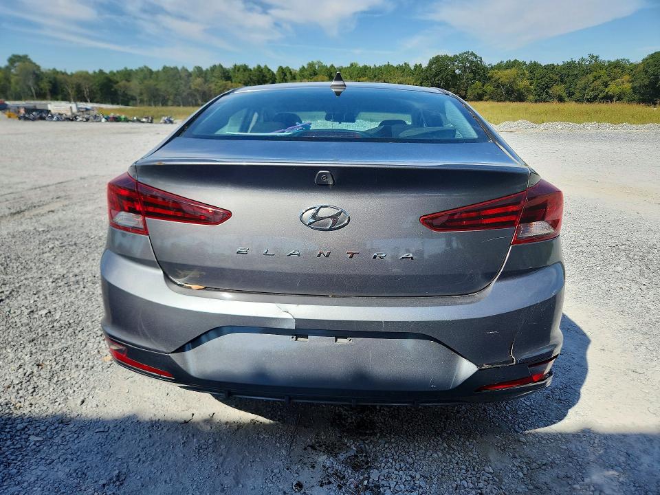 Продажа на аукционе авто 2017 Hyundai Elantra, vin: 5NPD84LF7LH520981, номер лота: 71432486