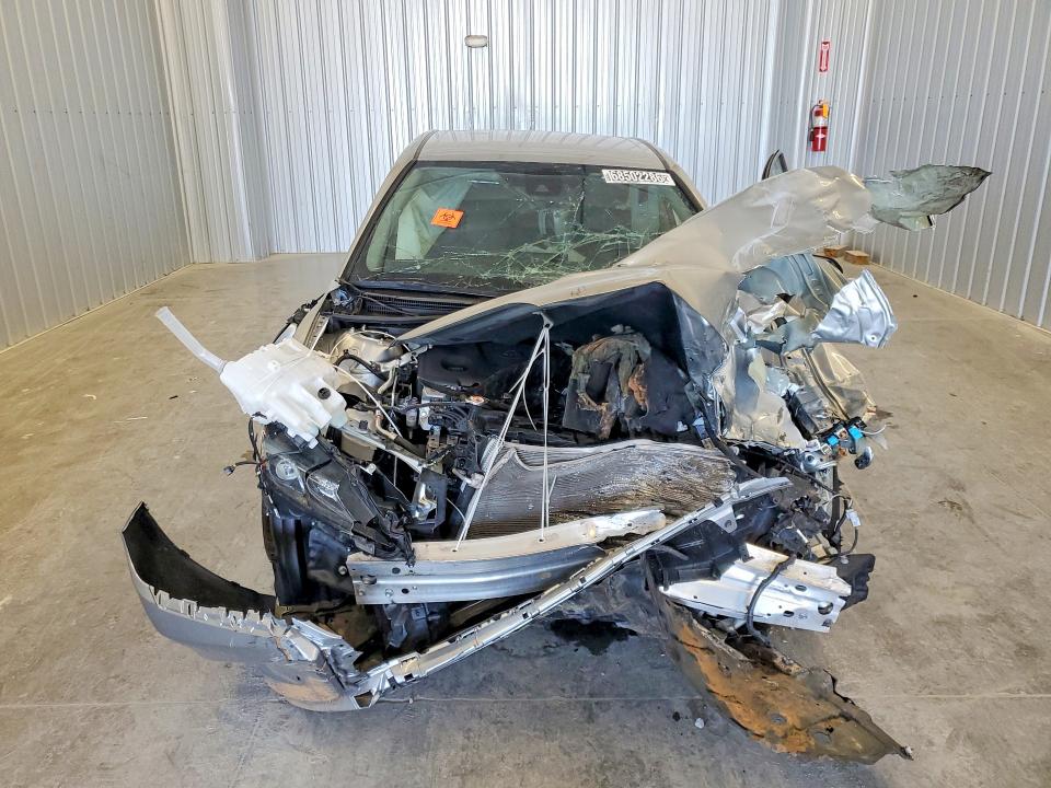 2022 Toyota Camry მანქანა იყიდება აუქციონზე, vin: 4T1G11AK4NU054429, აუქციონის ნომერი: 68502286