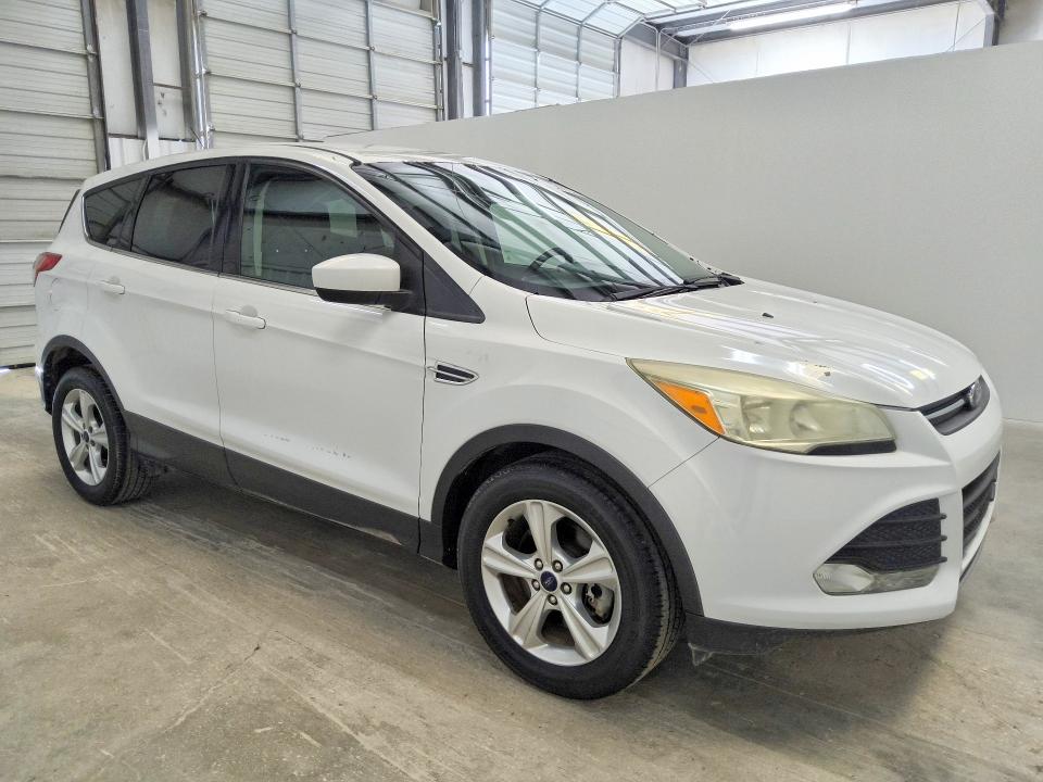 Продажа на аукционе авто 2016 Ford Escape, vin: 1FMCU9GX2GUB75311, номер лота: 66439546