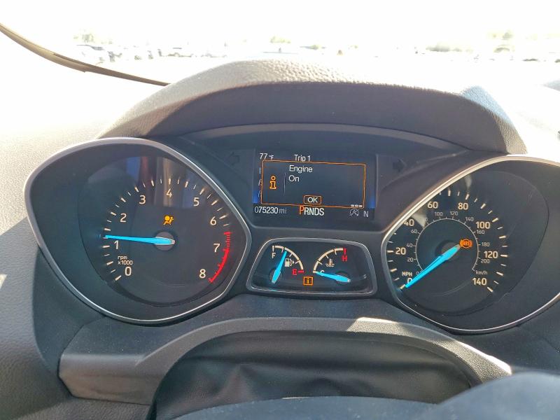 2017 Ford Escape მანქანა იყიდება აუქციონზე, vin: 1FMCU9J95HUB43612, აუქციონის ნომერი: 70292316