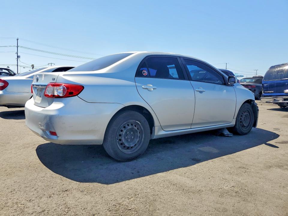 68823706 :رقم المزاد ، JTDBU4EE6B9141713 vin ، 2011 Toyota Corolla مزاد بيع