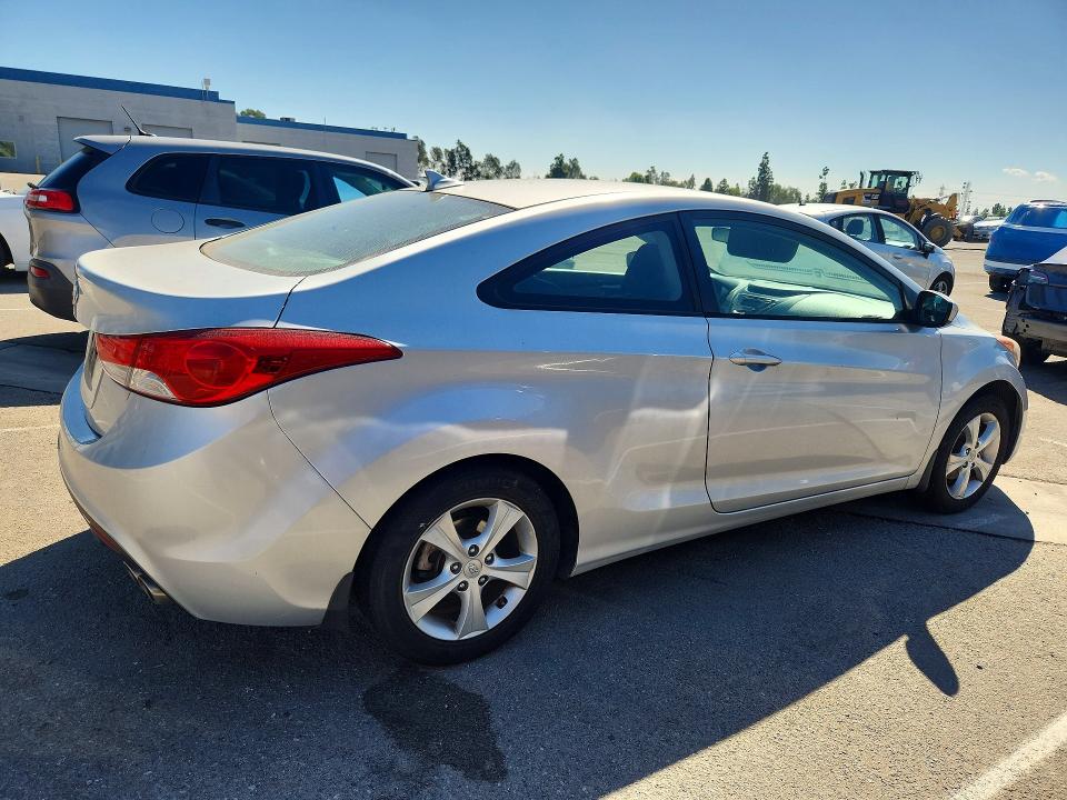 Продажа на аукционе авто 2013 Hyundai Elantra Coupe, vin: KMHDH6AE8DU013726, номер лота: 70956216