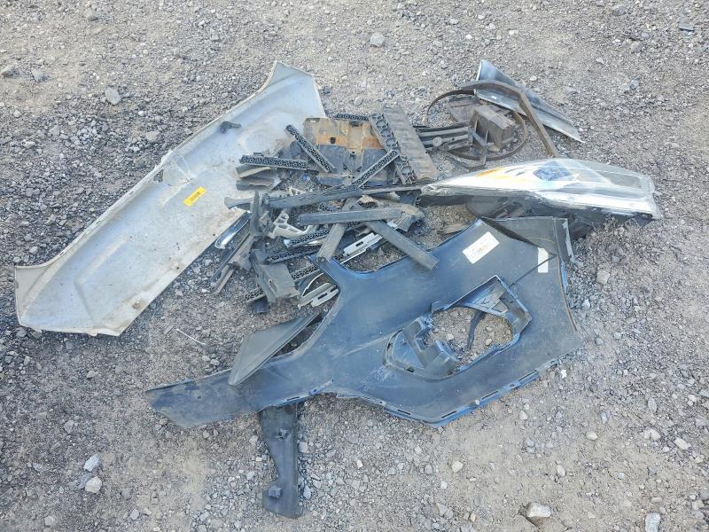 68743746 :رقم المزاد ، 1FMCU0HD2JUC81636 vin ، 2018 Ford Escape مزاد بيع