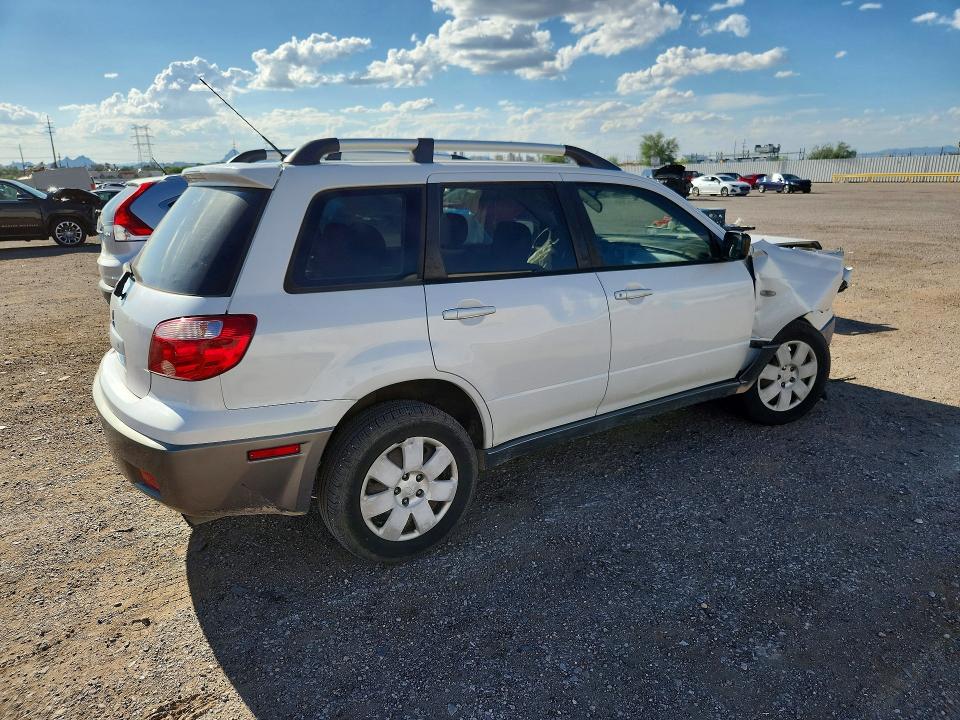 67513766 :رقم المزاد ، JA4LX31F05U024046 vin ، 2005 Mitsubishi Outlander مزاد بيع