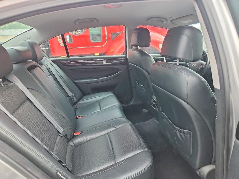 2013 Hyundai Genesis მანქანა იყიდება აუქციონზე, vin: KMHGC4DD6DU212910, აუქციონის ნომერი: 69398246