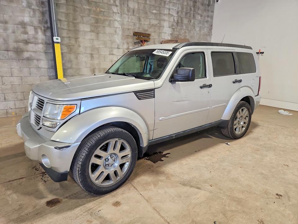 68946006 :رقم المزاد ، 1D4PU4GK1BW517585 vin ، 2011 Dodge Nitro مزاد بيع
