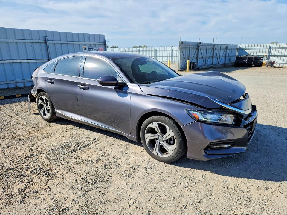 Aukcja sprzedaży 2018 Honda Accord, vin: 1HGCV1F40JA175330, numer aukcji: 69319426