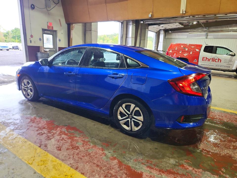 70347036 :رقم المزاد ، 2HGFC2F55HH564719 vin ، 2017 Honda Civic مزاد بيع