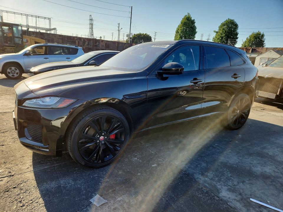 Продажа на аукционе авто 2017 Jaguar F-pace, vin: SADCM2BVXHA099989, номер лота: 69000056