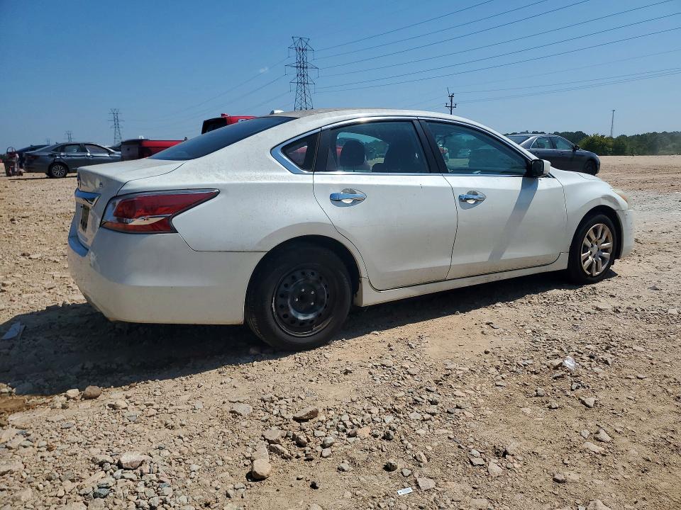 Продажа на аукционе авто 2015 Nissan Altima, vin: 1N4AL3AP3FN318916, номер лота: 68036186