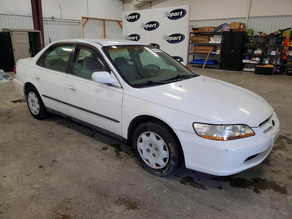 70495826 :رقم المزاد ، 1HGCG5647WA245964 vin ، 1998 Honda Accord مزاد بيع