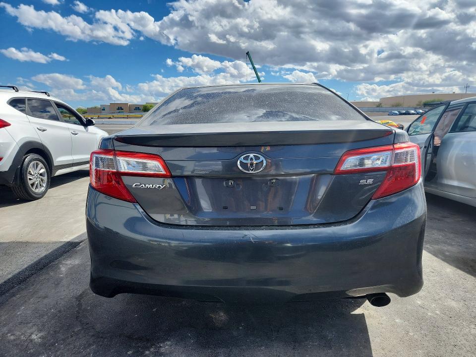 69798546 :رقم المزاد ، 4T1BF1FK3CU113567 vin ، 2012 Toyota Camry مزاد بيع