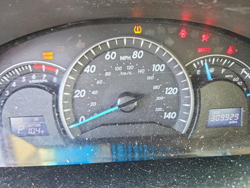 69594576 :رقم المزاد ، 4T4BF1FK7CR225262 vin ، 2012 Toyota Camry مزاد بيع