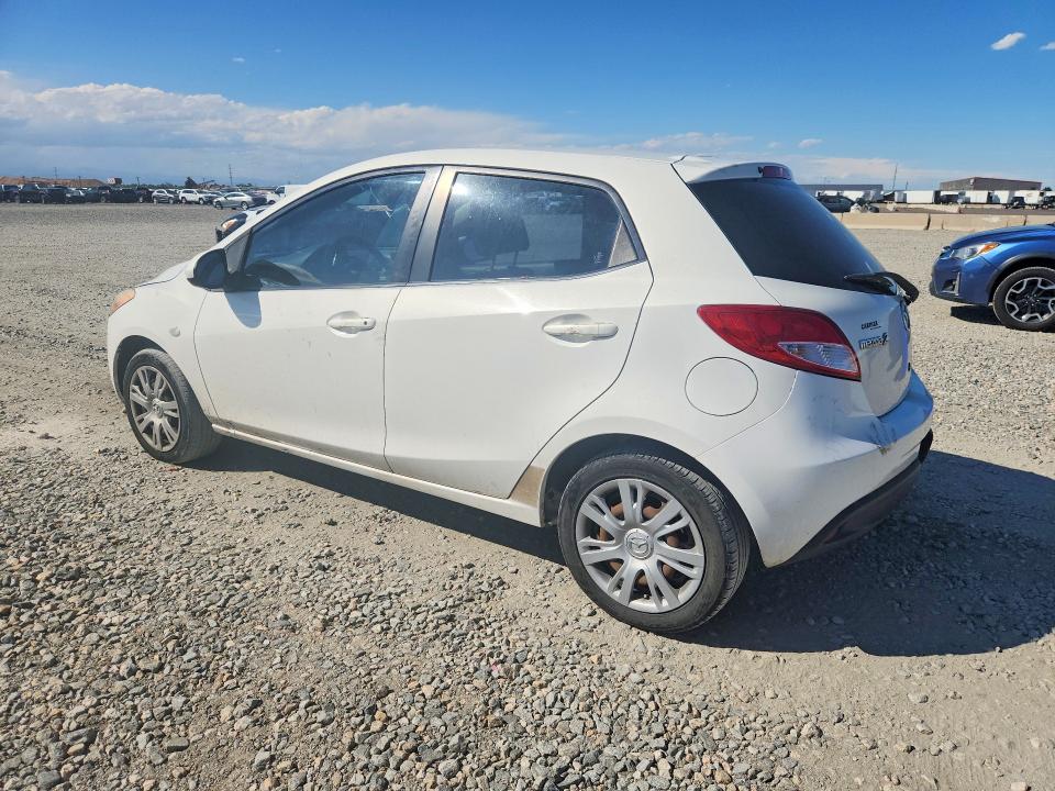 2014 Mazda Mazda2 მანქანა იყიდება აუქციონზე, vin: JM1DE1KY3E0185812, აუქციონის ნომერი: 67714306