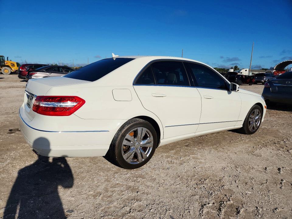 Продажа на аукционе авто 2010 Mercedes-benz E, vin: WDDHF5GB7AA076158, номер лота: 69794826