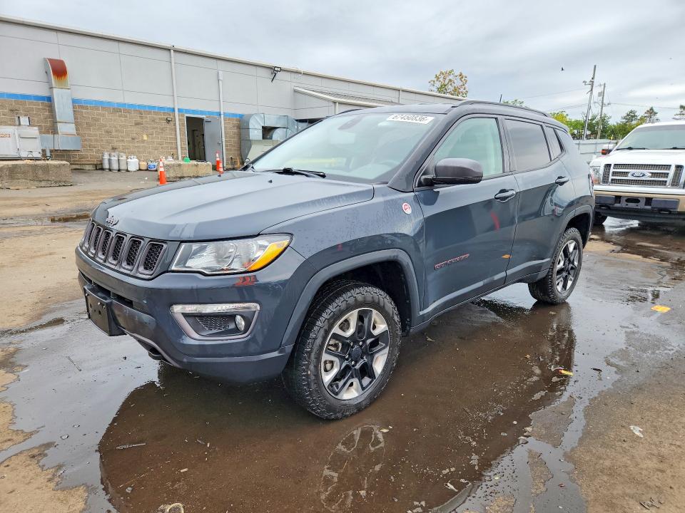 67450836 :رقم المزاد ، 3C4NJDDB0HT667879 vin ، 2017 Jeep Compass مزاد بيع