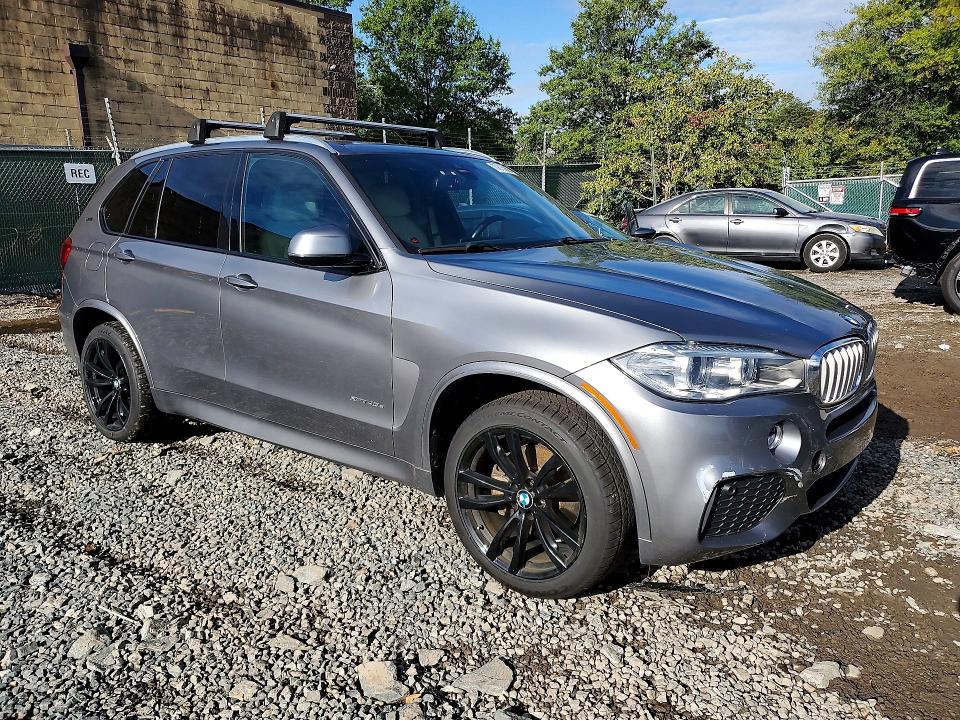 2017 Bmw X5 მანქანა იყიდება აუქციონზე, vin: 5UXKT0C5XH0S80303, აუქციონის ნომერი: 70815856