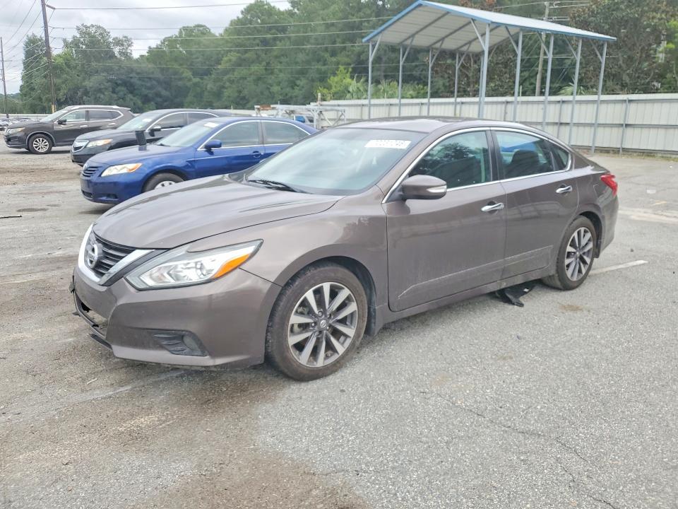 2017 Nissan Altima მანქანა იყიდება აუქციონზე, vin: 1N4AL3AP3HC181166, აუქციონის ნომერი: 70031046