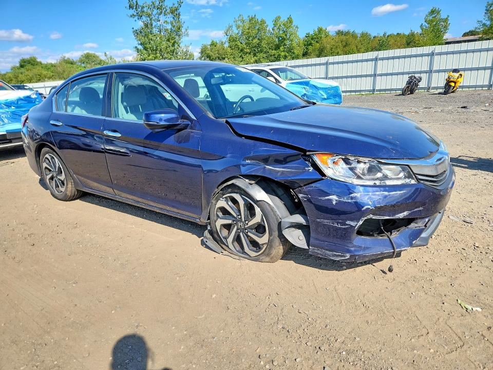 Продажа на аукционе авто 2016 Honda Accord, vin: 1HGCR2F80GA115179, номер лота: 67838066