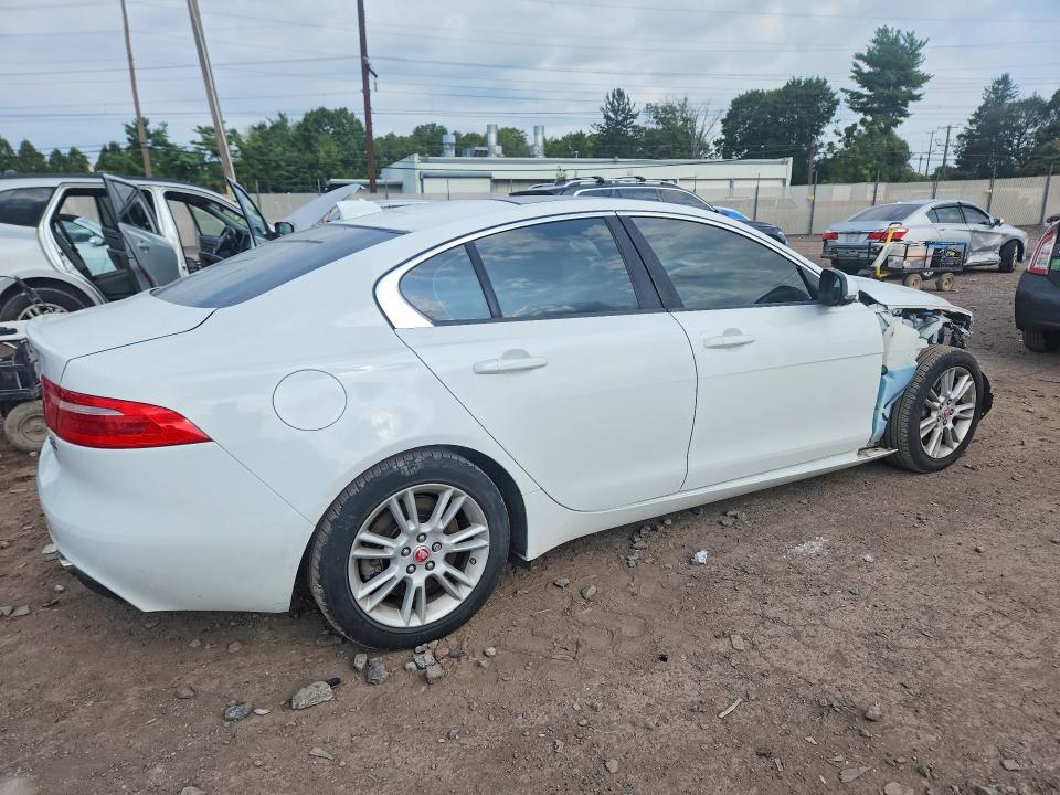 69518286 :رقم المزاد ، SAJAJ4FX8JCP21956 vin ، 2018 Jaguar Xe مزاد بيع