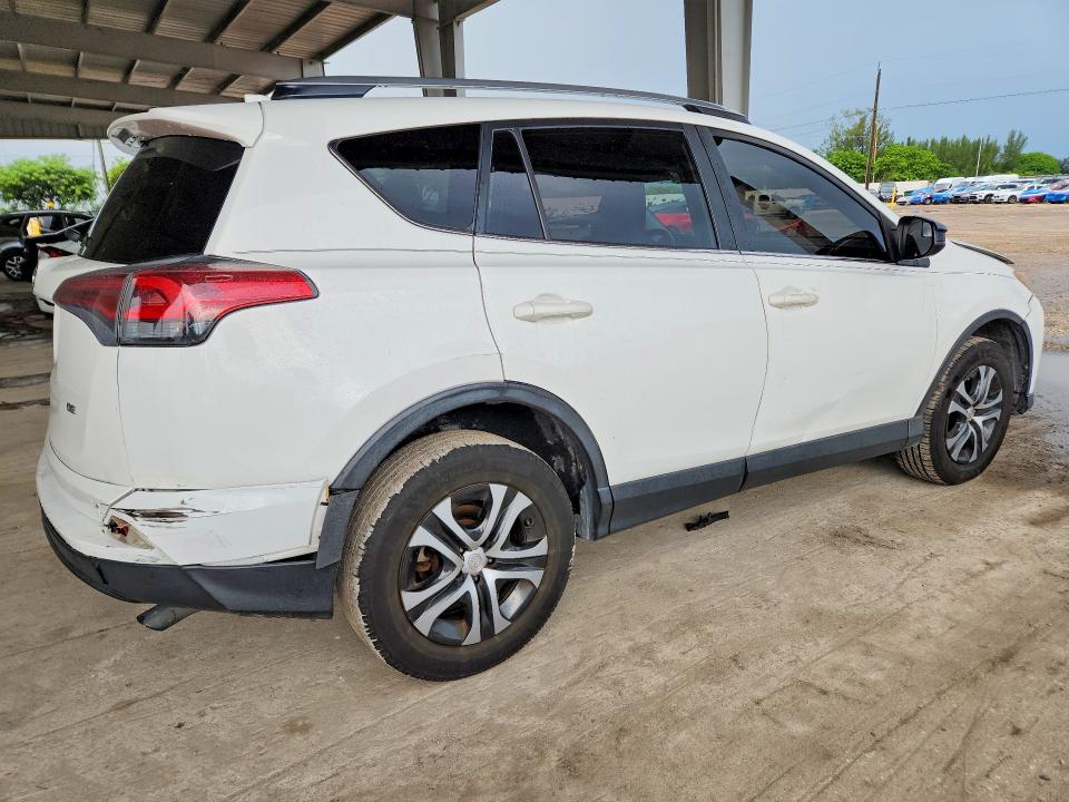 Продажа на аукционе авто 2017 Toyota Rav4, vin: JTMZFREV2HJ703118, номер лота: 68606956