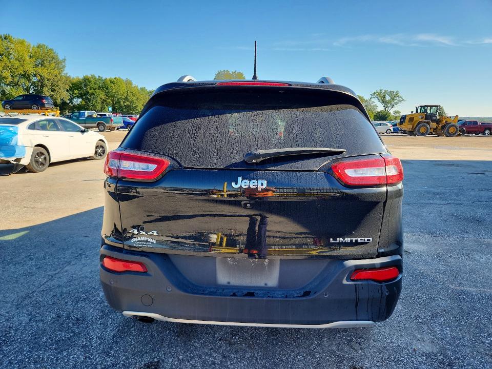 68423576 :رقم المزاد ، 1C4PJMDB3JD522596 vin ، 2018 Jeep Cherokee مزاد بيع