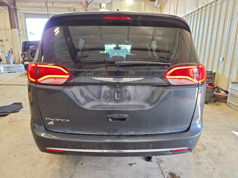 68341616 :رقم المزاد ، 2C4RC1BG6LR138876 vin ، 2020 Chrysler Pacifica مزاد بيع