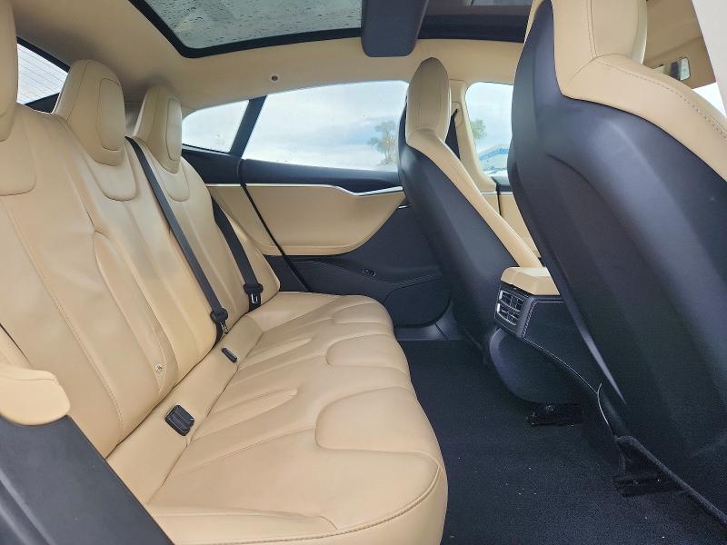 65963736 :رقم المزاد ، 5YJSA1S18EFP59005 vin ، 2014 Tesla Model S مزاد بيع
