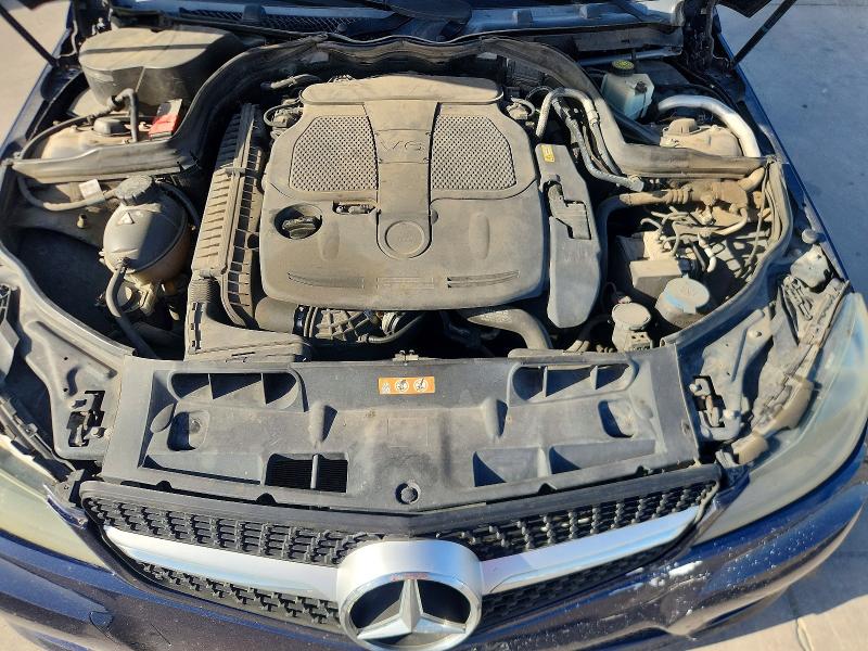2013 Mercedes-benz C მანქანა იყიდება აუქციონზე, vin: WDDGF8AB6DR242200, აუქციონის ნომერი: 69195926