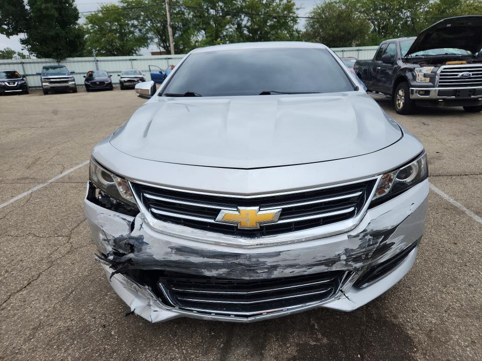 69557756 :رقم المزاد ، 2G1105S39K9102813 vin ، 2019 Chevrolet Impala مزاد بيع