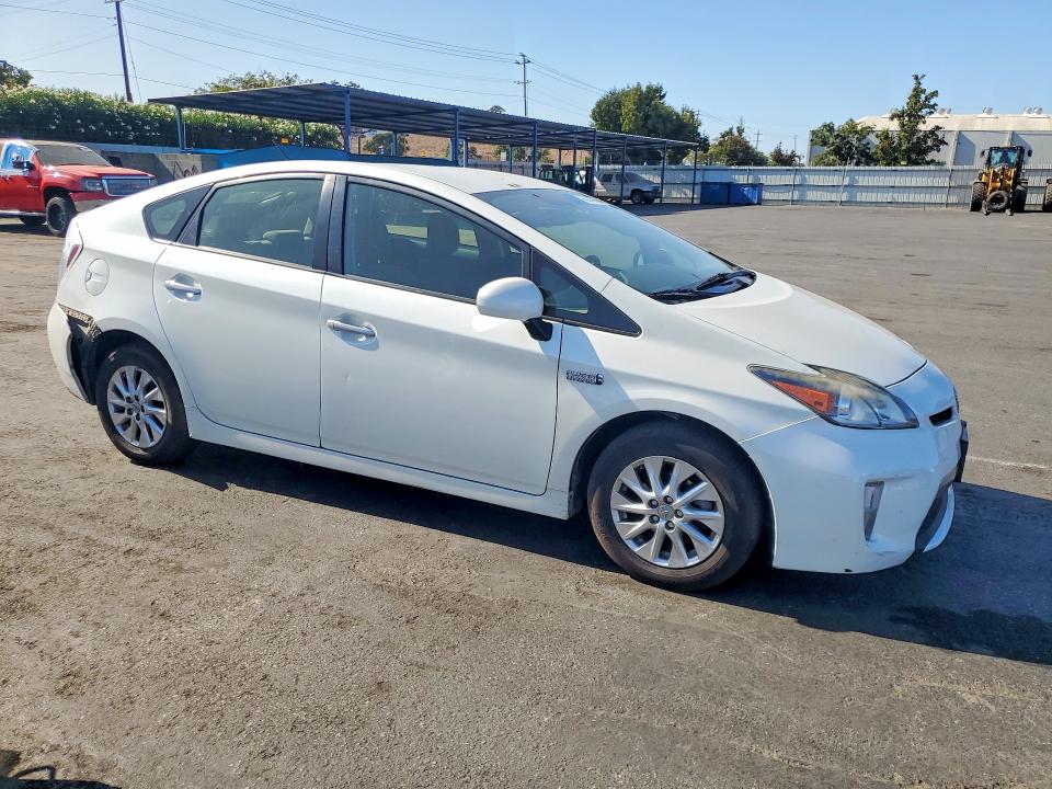 Aukcja sprzedaży 2015 Toyota Prius Plug-in Hybrid, vin: JTDKN3DPXF3071328, numer aukcji: 69043686
