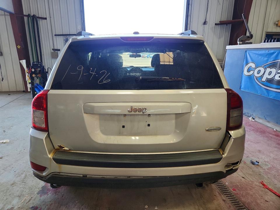 68296586 :رقم المزاد ، 1J4NF1FB8BD135784 vin ، 2011 Jeep Compass مزاد بيع