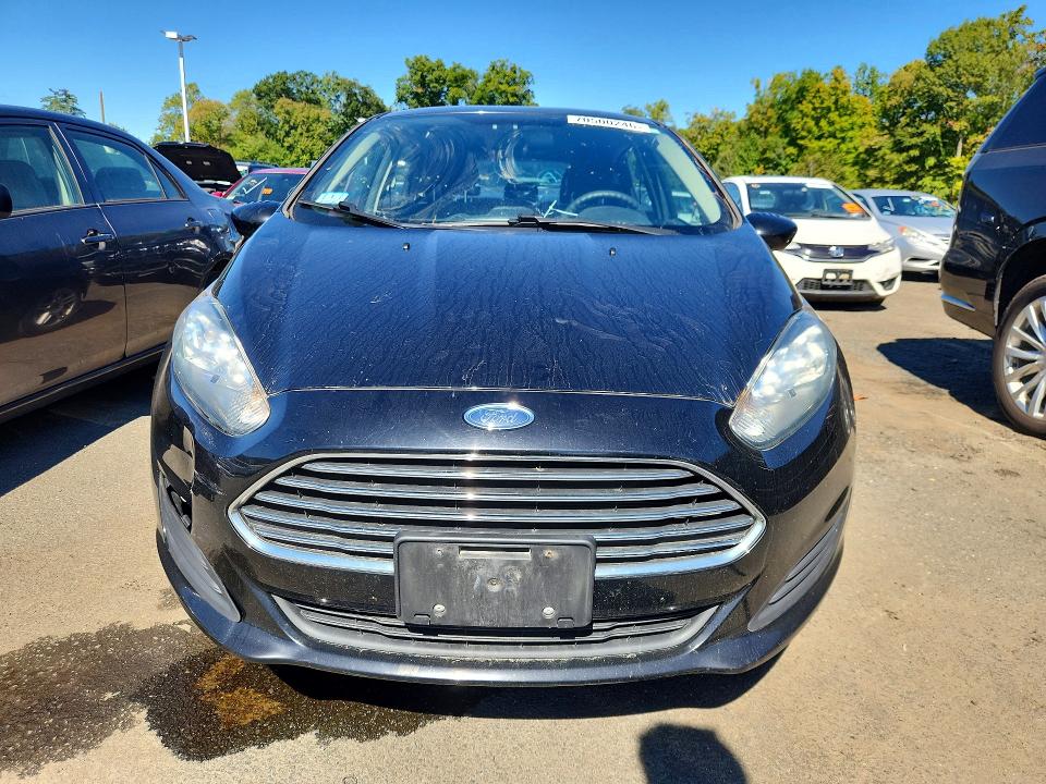 70500246 :رقم المزاد ، 3FADP4EJXKM157157 vin ، 2019 Ford Fiesta مزاد بيع