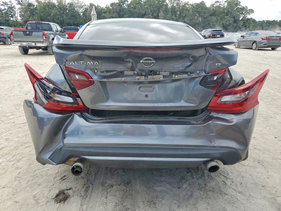 2017 Nissan Altima მანქანა იყიდება აუქციონზე, vin: 1N4AL3AP3HC189476, აუქციონის ნომერი: 70644266