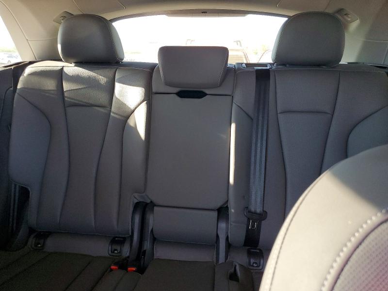 68811806 :رقم المزاد ، WA1CVAF19MD036184 vin ، 2021 Audi Q8 مزاد بيع