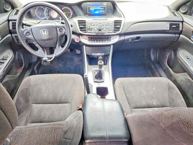 70010226 :رقم المزاد ، 1HGCR2E72FA025829 vin ، 2015 Honda Accord مزاد بيع