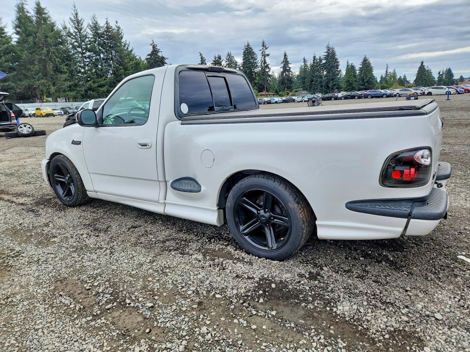 70004316 :رقم المزاد ، 2FTRF07353CA82925 vin ، 2003 Ford F150 مزاد بيع