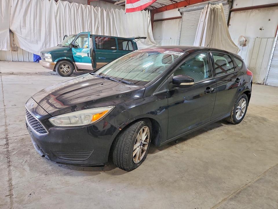 70033106 :رقم المزاد ، 1FADP3K29HL246462 vin ، 2017 Ford Focus مزاد بيع