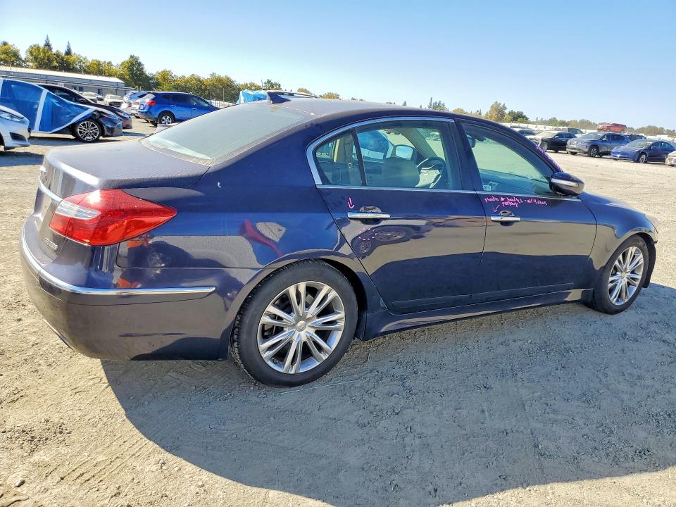 70805376 :رقم المزاد ، KMHGC4DD5CU203520 vin ، 2012 Hyundai Genesis مزاد بيع