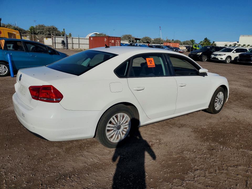 Продажа на аукционе авто 2015 Volkswagen Passat, vin: 1VWAT7A30FC067408, номер лота: 69437406