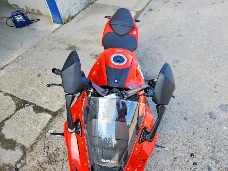 67280796 :رقم المزاد ، JS1EM13B7T7101359 vin ، 2026 Suzuki Gsx800 مزاد بيع
