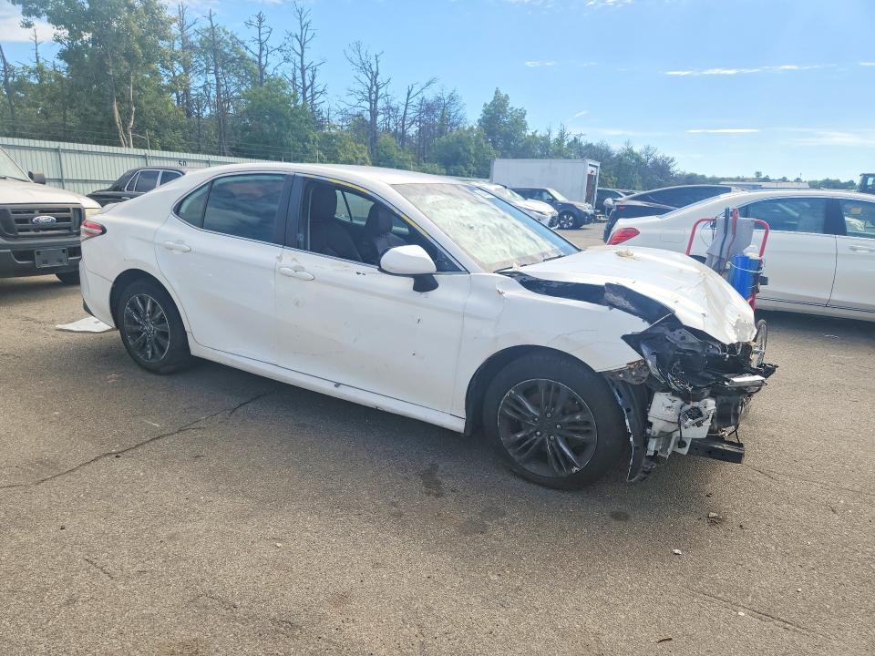 Продажа на аукционе авто 2018 Toyota Camry, vin: 4T1B11HK7JU590513, номер лота: 69404676