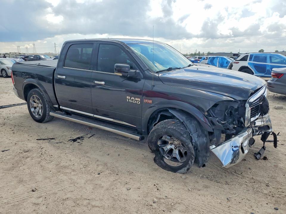68089116 :رقم المزاد ، 1C6RR7PT4JS109628 vin ، 2018 Ram 1500 مزاد بيع