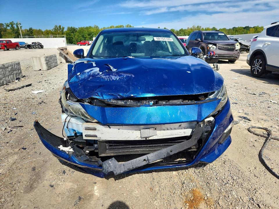 68104126 :رقم المزاد ، 1N4BL4BV3LC128256 vin ، 2020 Nissan Altima مزاد بيع