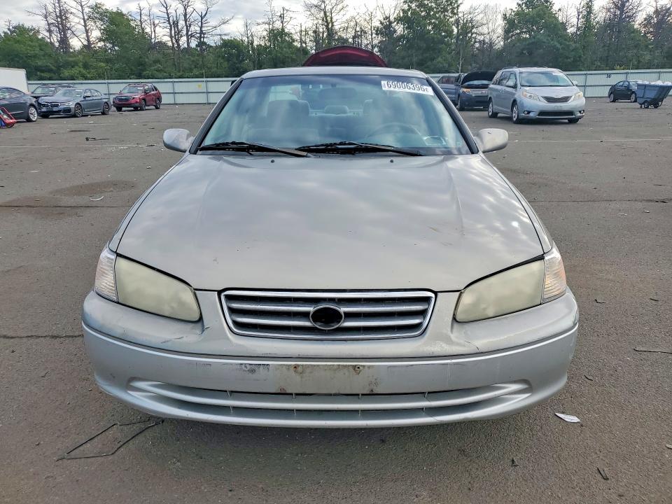 69006396 :رقم المزاد ، JT2BF22K410295924 vin ، 2001 Toyota Camry مزاد بيع