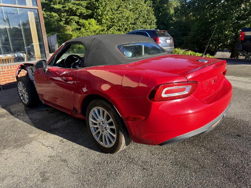 Продажа на аукционе авто 2017 Fiat 124 Spider, vin: JC1NFAEK9H0122868, номер лота: 70032366