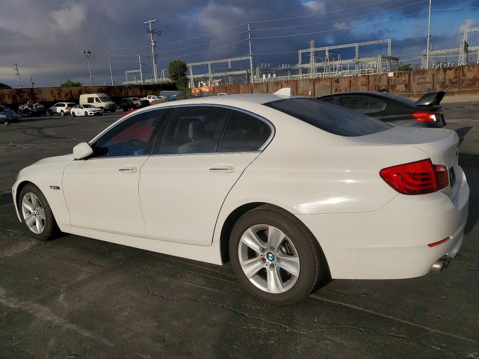 67617536 :رقم المزاد ، WBAXG5C50DD229207 vin ، 2013 Bmw 528 مزاد بيع