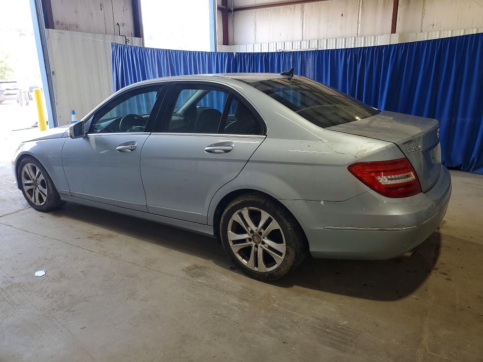 69951966 :رقم المزاد ، WDDGF4HB3DR272558 vin ، 2013 Mercedes-benz C مزاد بيع